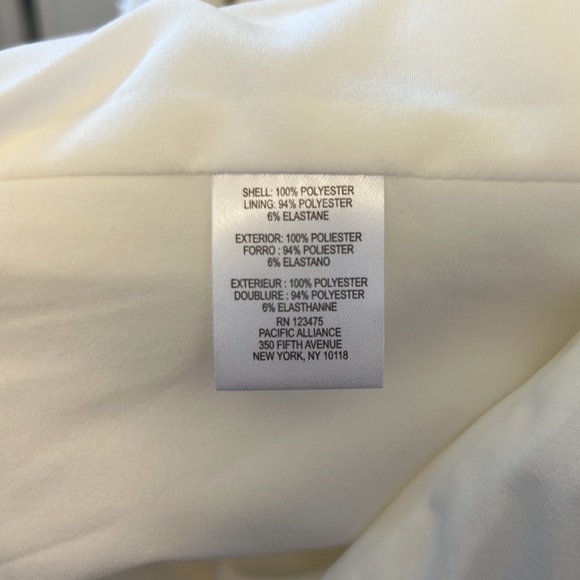 Tahari Zippered Jacket - Size 10 - Picture 4 of 5